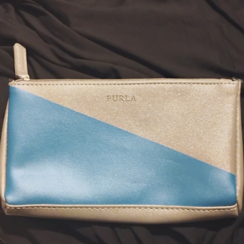 Furla Metallic Pouch